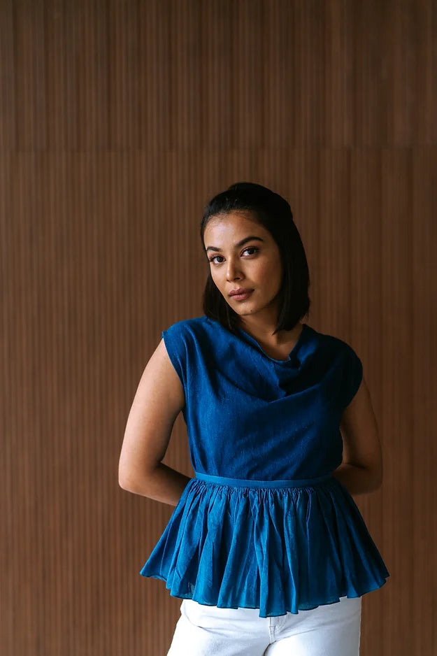 Inidgo 20's top with belt