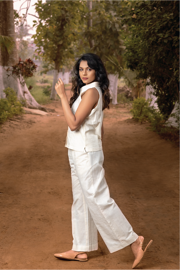 Kora collar shirt + wide trousers