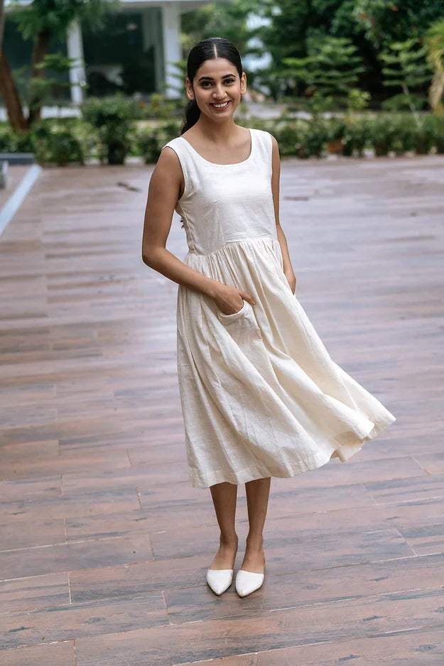 Off white front two patch pocket dress